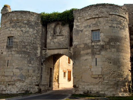 Loudun, peinture église romane Sainte Croix